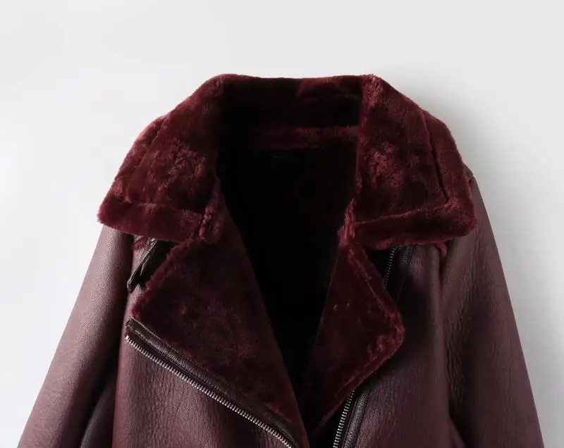 Женское пальто из искусственной кожи свободное с отложным воротником винного