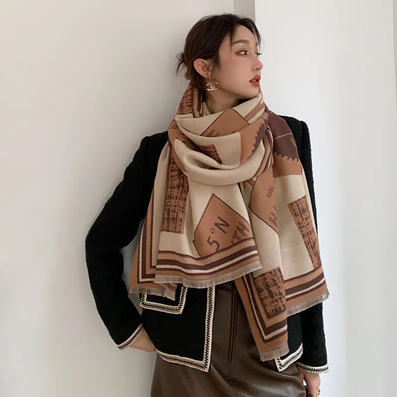 

Imitation Cashmere Scarf New Geometric Printing Scarf In Winter European and American Retro Medium Long Scarf Female