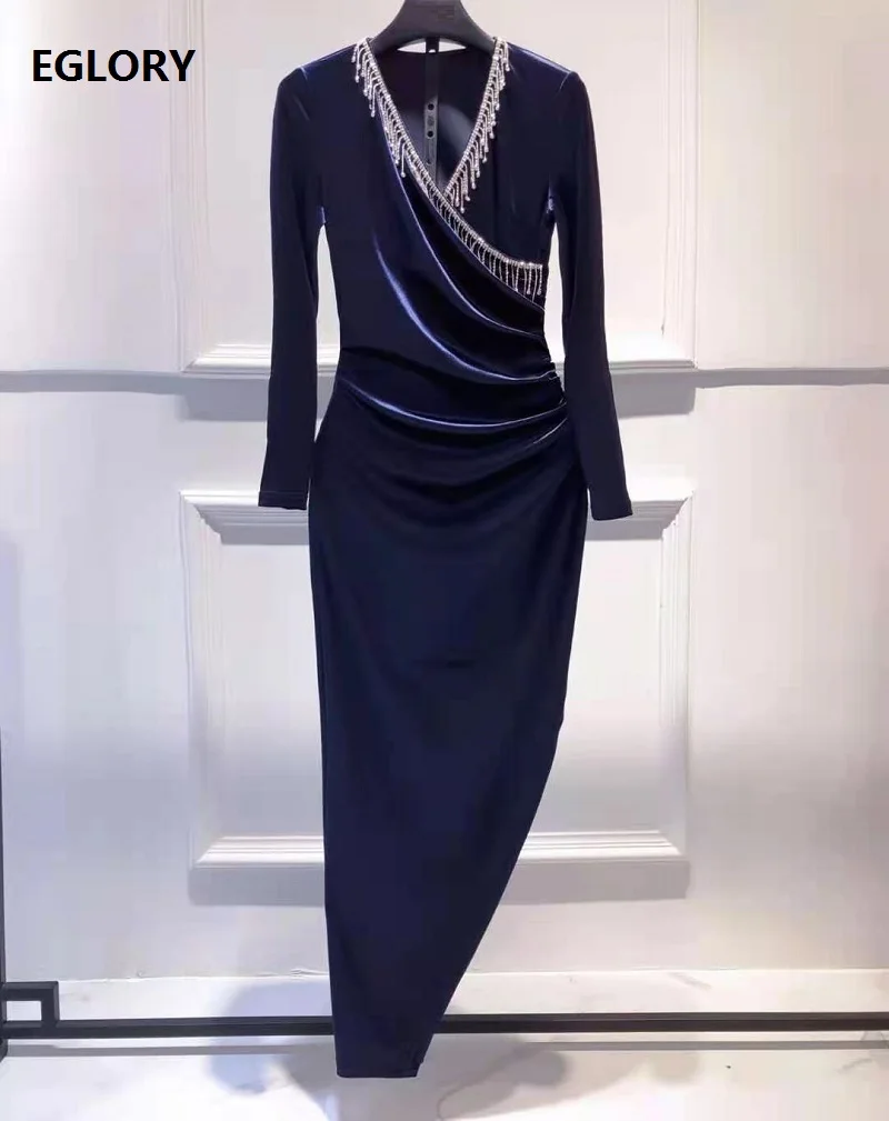 

Luxury Dress New 2021 Spring Party Elegant Women V-Neck Tassel Beading Deco Long Sleeve Midi Bodycon Velvet Dress Female XXL