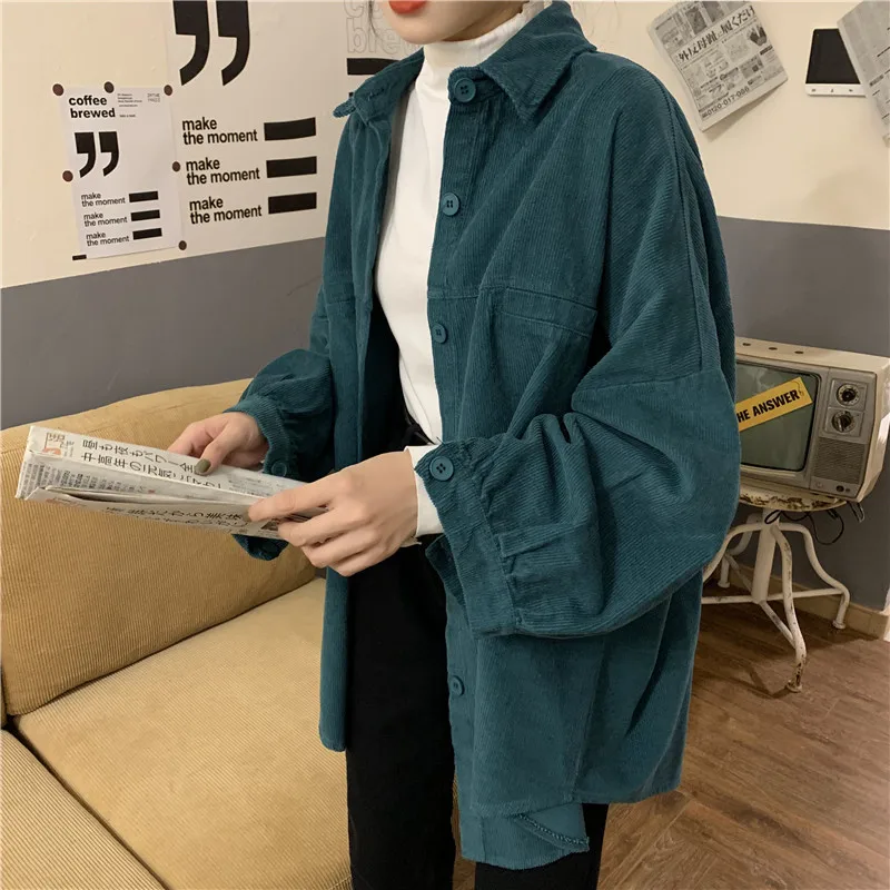 

2020 new spring Loose Leisure Fashion lapel Buckle Corduroy shirt Lantern long sleeve pocket Mid-length Solid color Korean coat