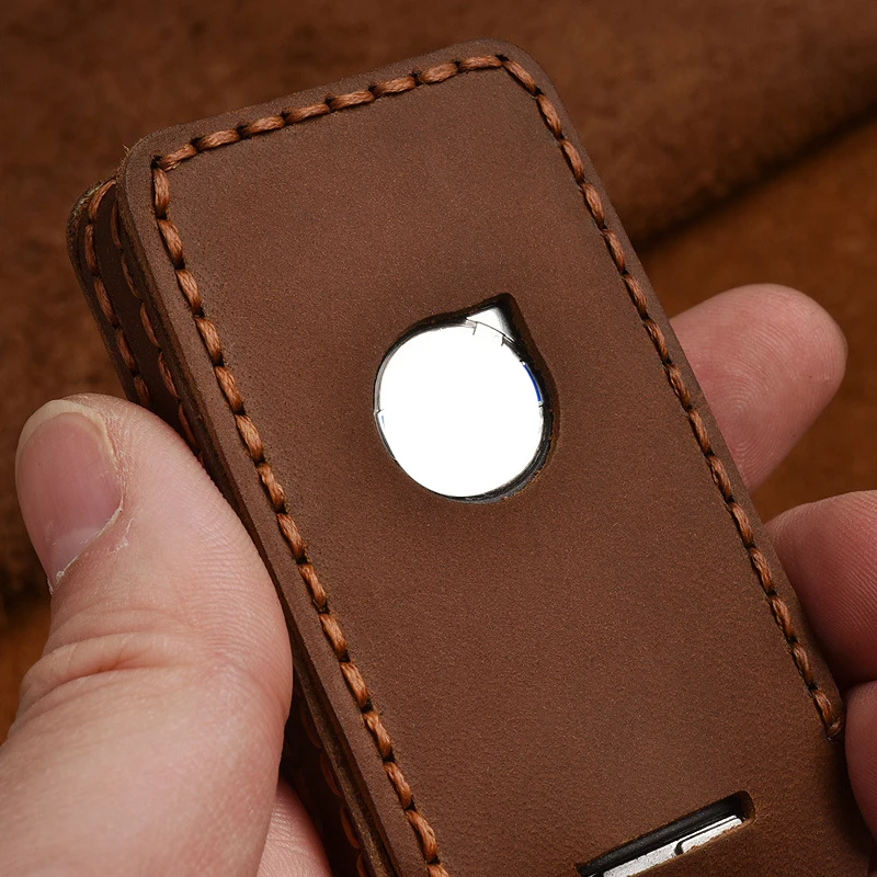 

Crazy Horse Leather Key Cover for Volvo Car Key Case Buckle Leather Modified Remote Control Key Cover Decorative Accessories