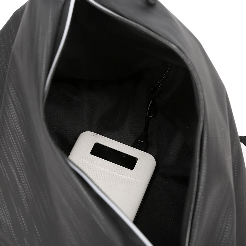 

Men's Chest Bag New Quality Waterproof Multifunctional Shoulder Messenger Bag Mobile Phone Bag USB Socket