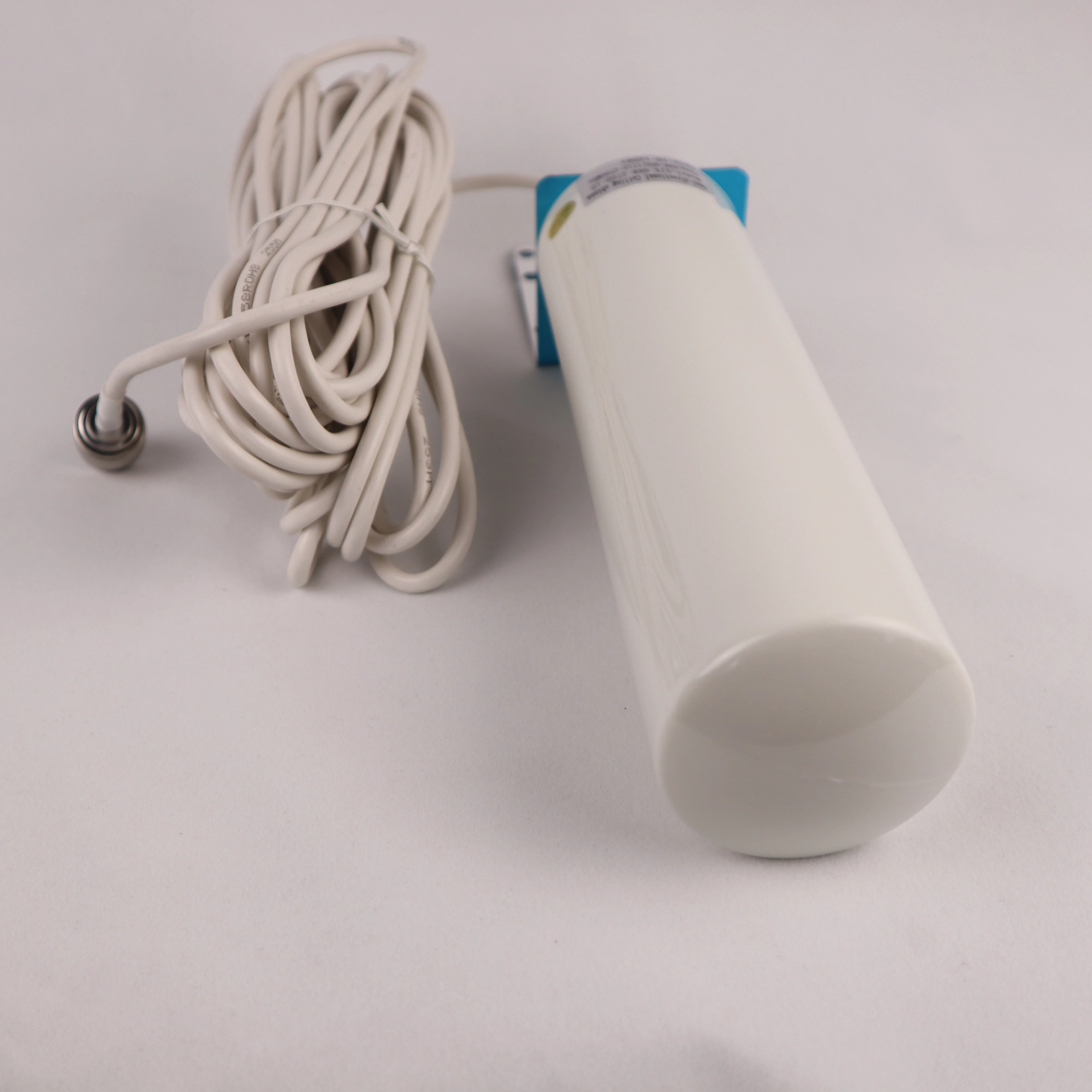 ZQTMAX Omni Outdoor antenna 12DBi for 2G 3G 4G 700 800 900 1800 1900 2100 2600 GSM repeater cellular amplifier Mobile Internet