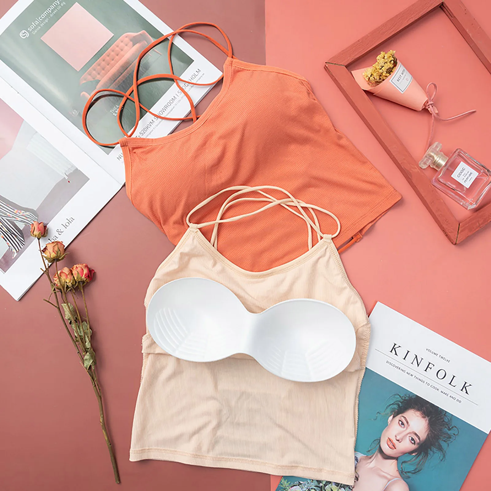 Женский кружевной топ майка нижнее белье без рукавов на бретельках летний с