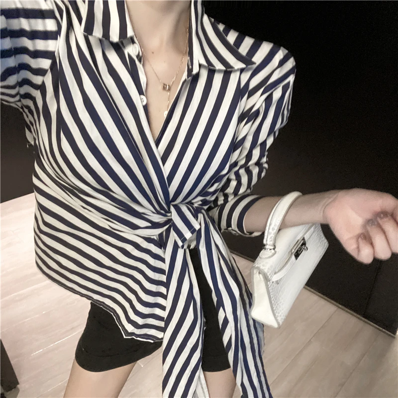 

NewStriped Women Blouse Fashion Bandage Long Sleeve Loose Ladies Shirt Turn Down Collar Tunic Elegant Office Top New 2021