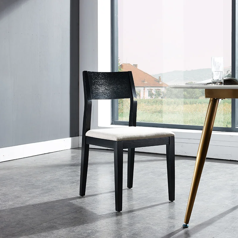 Черный обеденный стул из цельного дерева черный цвет грецкого ореха