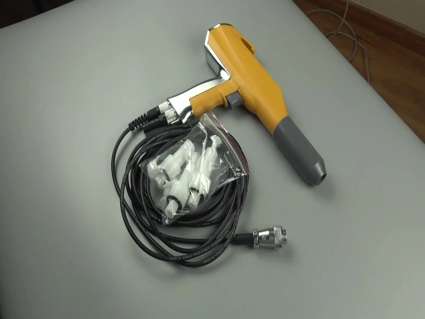 

Powder painting gun K801 and K201 nozzles