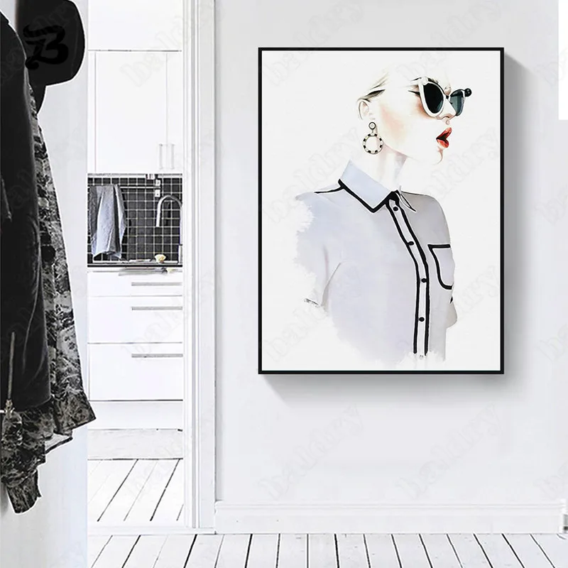 

Canvas Painting Modern Fashion Red Lips Girl Wall Art Nordic Poster Print Decorative Wall Picture for Living Room Salon Decor