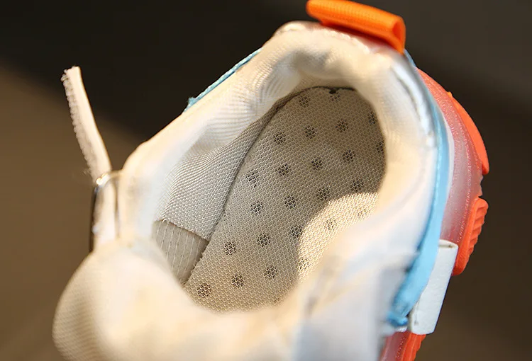 Весенне Осенняя детская спортивная обувь с подсветкой повседневная для