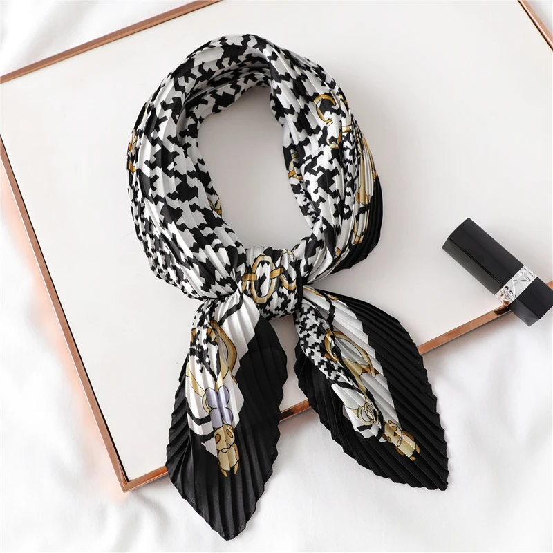 

Crinkle Silk Neck Scarf Women 2021 New Print Plaid Hair Scarves Foulard Neckerchief Square Lady Headband Wraps Bandana