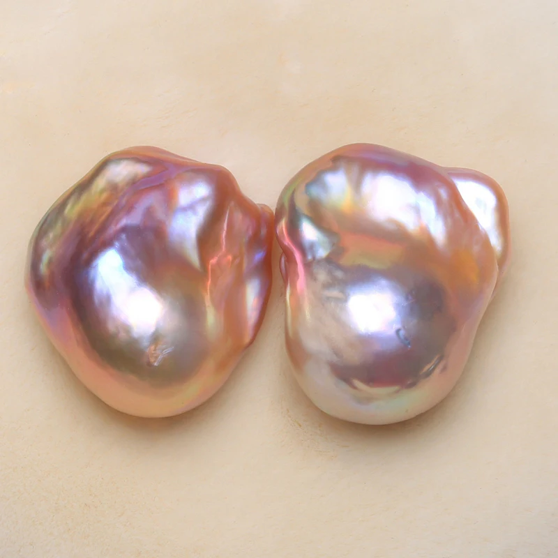 Жемчуг барокко естественного пресноводного цвета в комплекте с жемчугом ручной