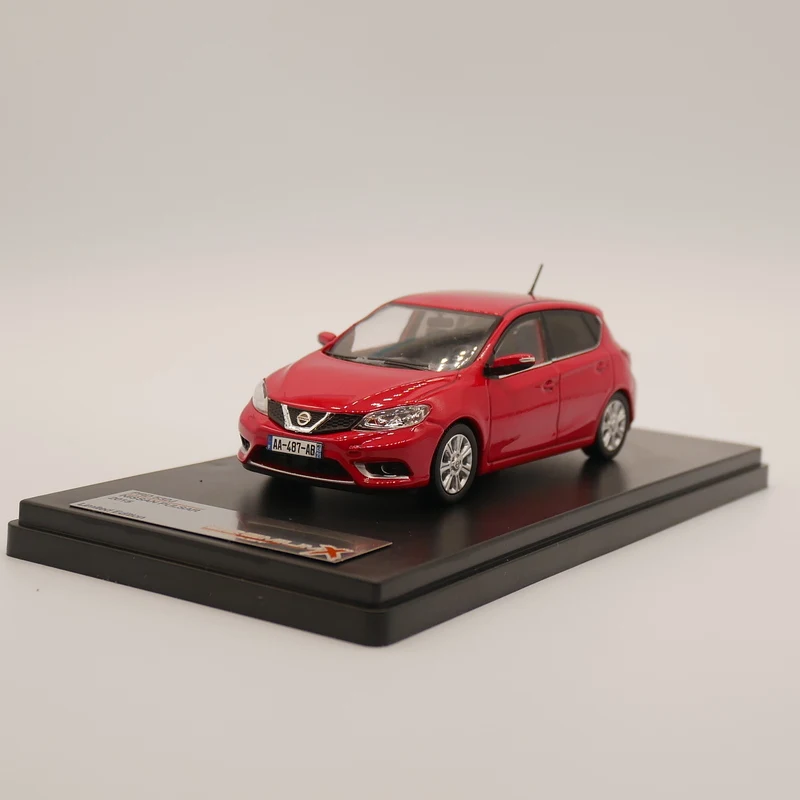 Премиум X 1:43 Nissan PULSAR 2015 литая модель автомобиля игрушечный автомобиль из сплава |