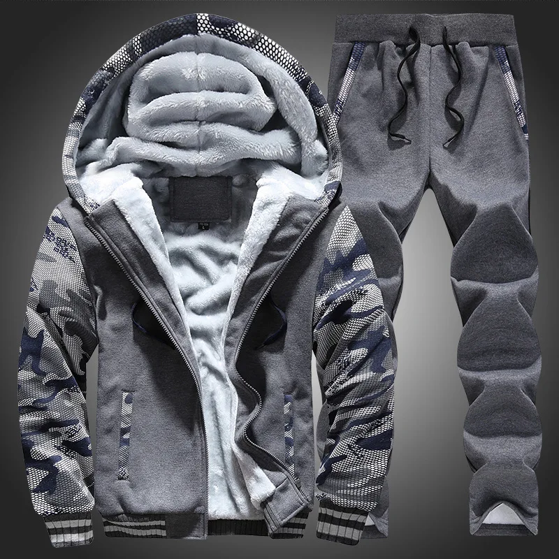 Мужской бархатный кардиган с капюшоном черный утепленный джоггерный костюм