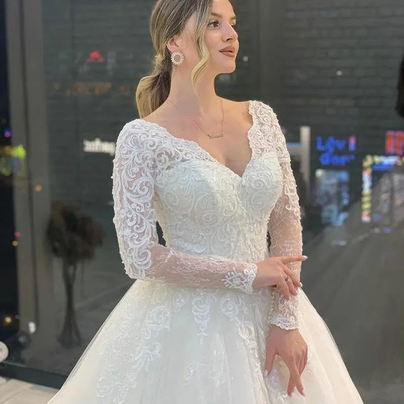 

Princess Wedding Dress Long Sleeve V-neck Lace Applique A-line Twill Dress Elegant Bridal Dress Customization