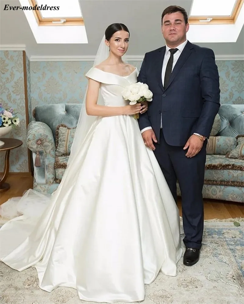 

Атласное свадебное платье с открытыми плечами, 2020, ТРАПЕЦИЕВИДНОЕ, с пуговицами сзади, простое платье невесты, свадебные платья, платье для ...