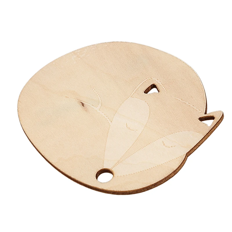 Кота лисы собаки олень уступили деревянная подставка под чашку тепла