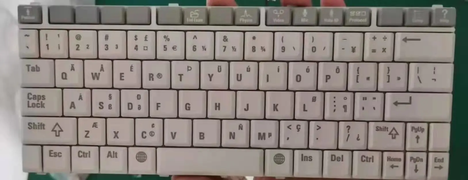 

PN:453561364342 клавиатура в сборе для CX50 (новинка)