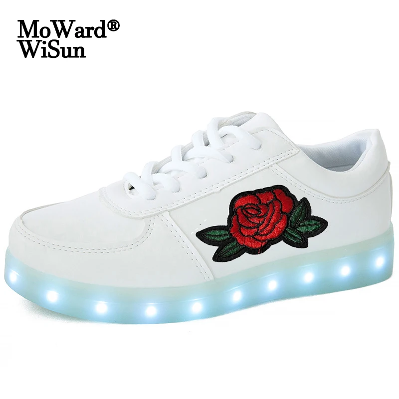 

Size 30-43 Kids Glowing Luminous Sneakers Women Shoes with Lighted Sole USB Charging Children LED Lighted Slipper for Boys Girls