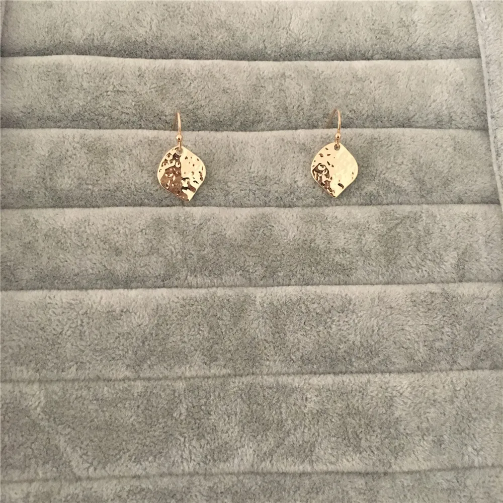 Античное золото круглое гравированное фото для женщин девушек винтажное