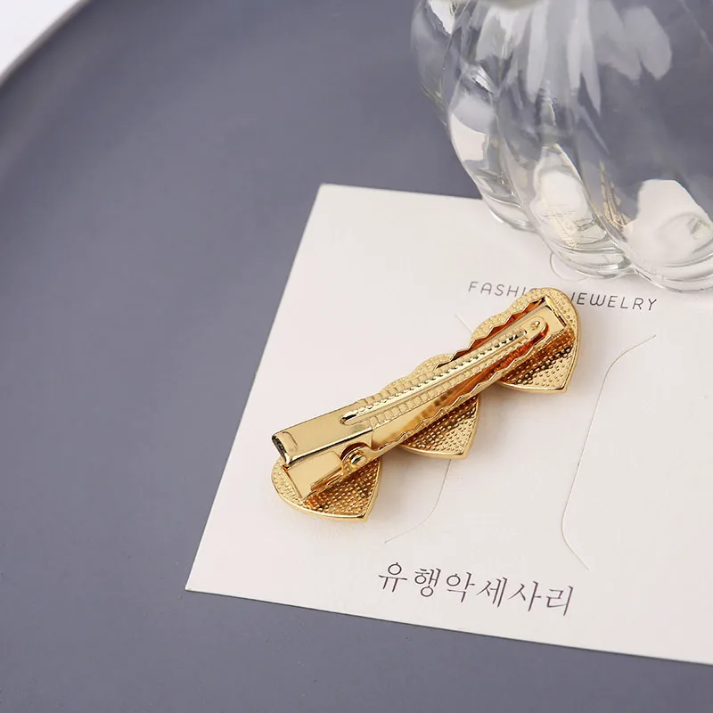 Заколки для волос женские модные милые и романтичные эмалированные с вишенками