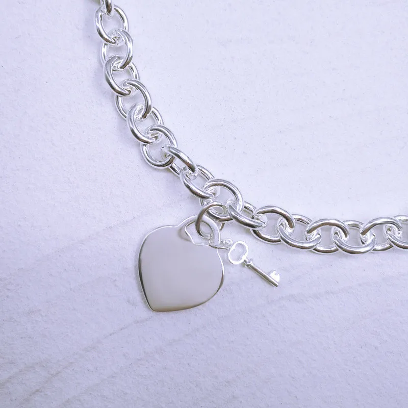 

High quality charm silver fashion necklace popular heart-shaped enamel female jewelry.gift for girlfriend