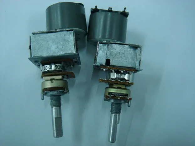 

[VK] South Korea 16-type 3-motor potentiometer 90VL 50KBX1 50KAX2 switch