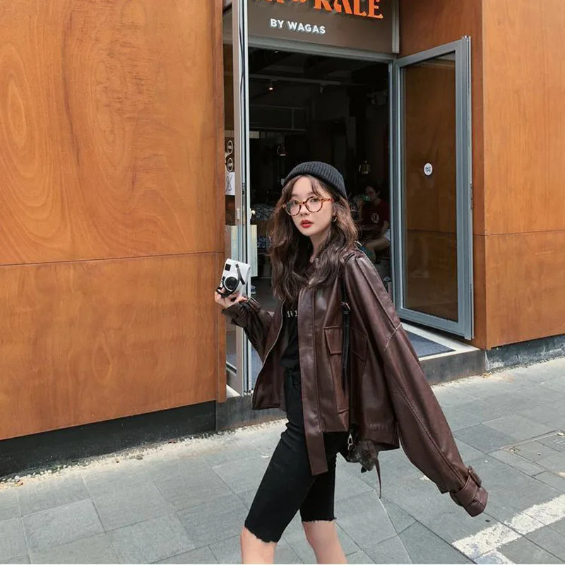 Женская короткая мотоциклетная куртка из ПУ кожи нестандартная кожаная большого