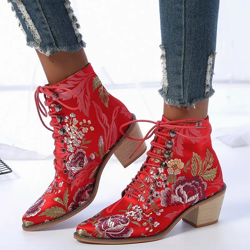 

2021 New Women Luxury Silk Boots Ankle Boots New Autumn Winter Embroidered Motorcycle Boots Ladies Shoes Woman