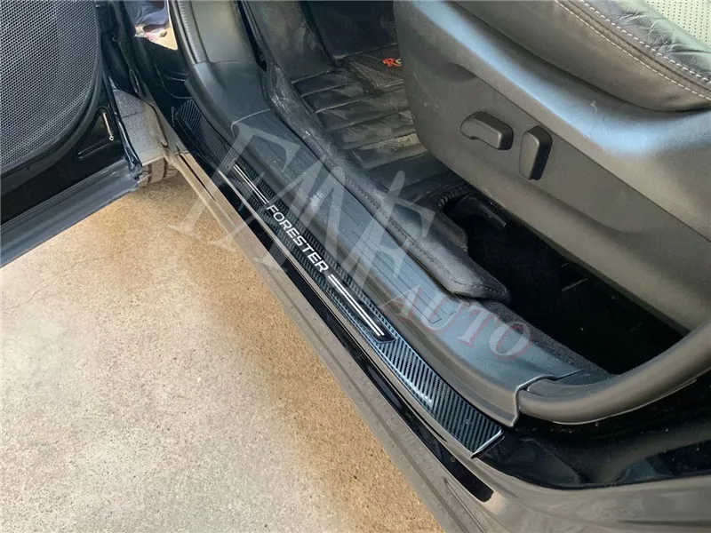 Накладка на порог из нержавеющей стали защитная накладка для Subaru Forester SK 2019 2020 2021