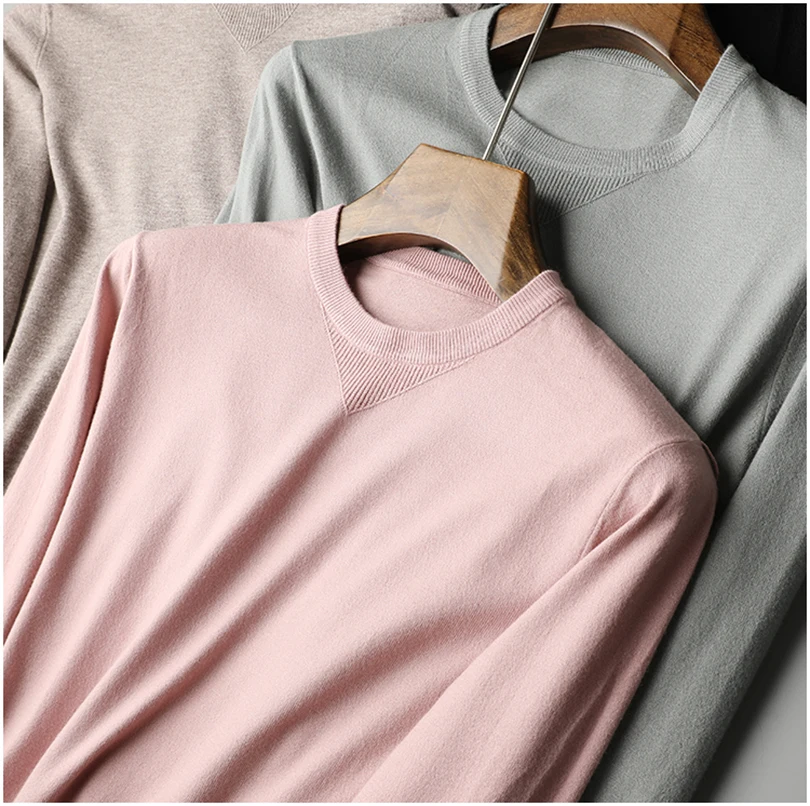 

Новая Осенняя Новинка, Мужская трикотажная одежда, приталенный Удобный приятный для кожи Универсальный Мужской облегающий свитер с круглы...