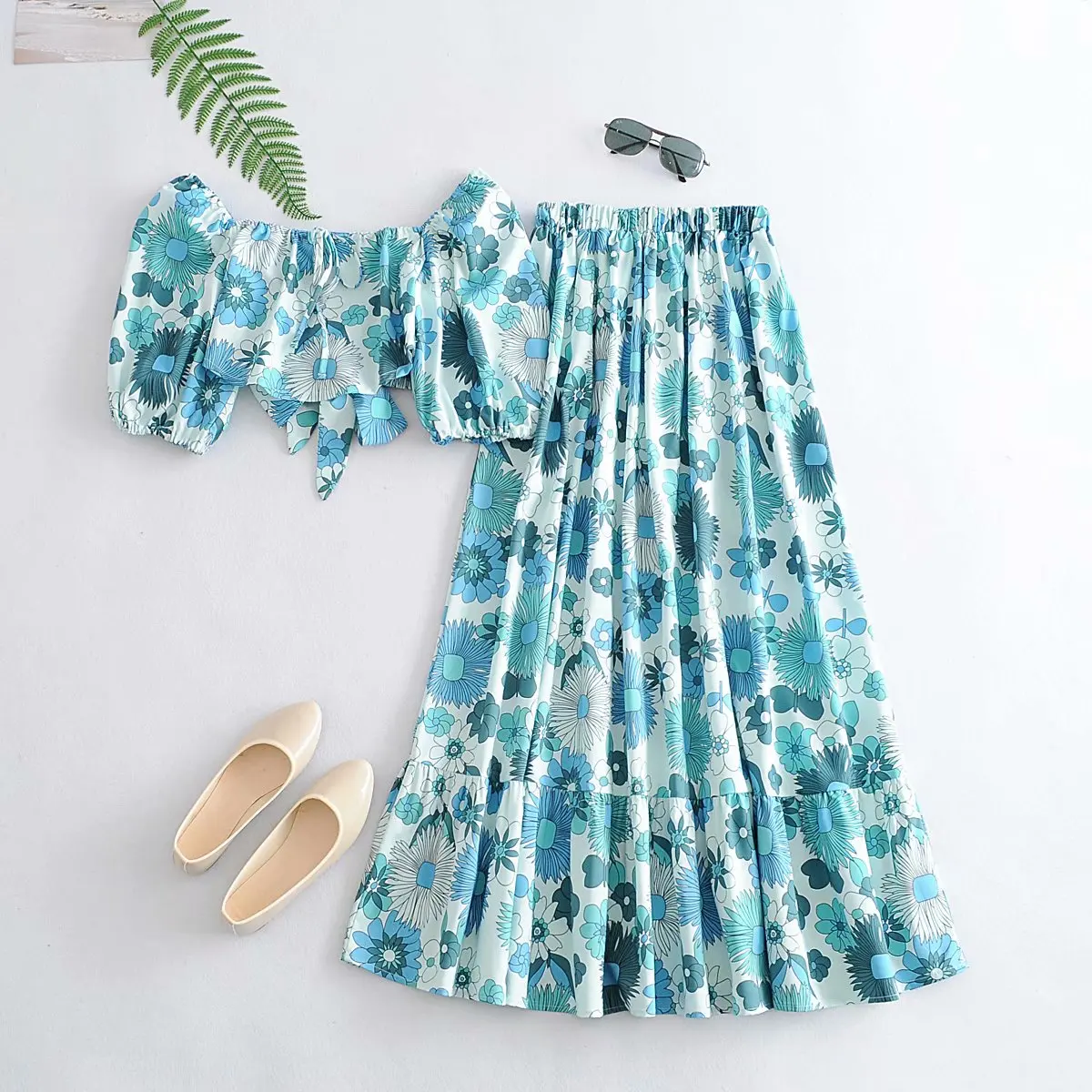 

Suit women's new style fashion holiday style bow tie lace-up waist top skirt skirt shirt back tie two piece set