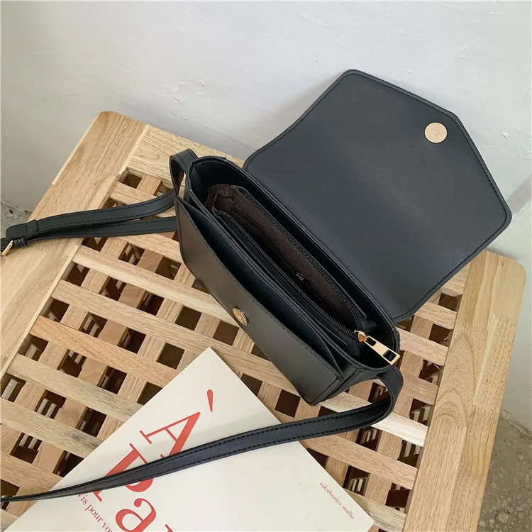 Женская сумка мессенджер в Корейском стиле маленькая мини через плечо из