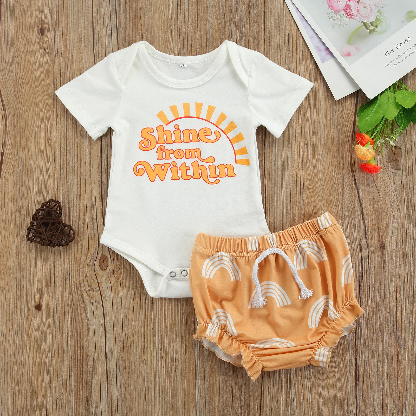 

Летний комплект из 2 предметов для детей, боди с круглым вырезом и коротким рукавом, топы и шорты с радужным принтом