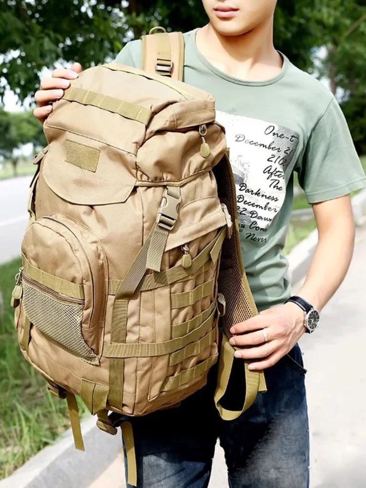 Goede 60Lmens Militarytactical Rugzakken Tas Outdoor Leger Trekking Sport Reizen Rugzak Camping Wandelen Camouflage Rugzak