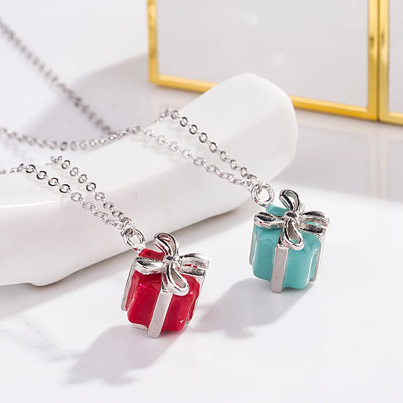 

925 Sterling Silver Gift Bag Gift Box Necklace Red Blue Enamel Epoxy Gift Bag Pendant Clavicle Necklace Christmas Gift for Woman