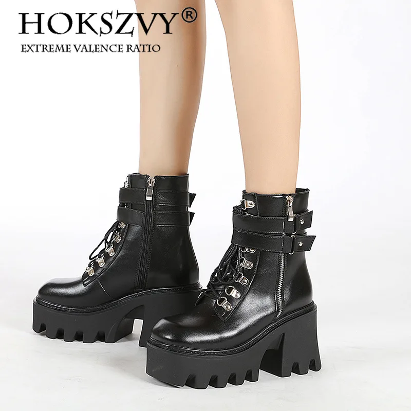 

HOKSZVY 9.5cm Heels Women's Boots Autumn and Winter Laurie Black Round Head Bottom Side Zipper Belt Buckle Boots Lhx