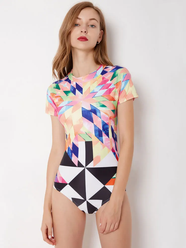 Womens Short Sleeve Rash Guard UV UPF 50+ Sun Protection Geometric Printed Back Zipper Surfing One Piece Swimsuit Bathing Suit | Спорт и