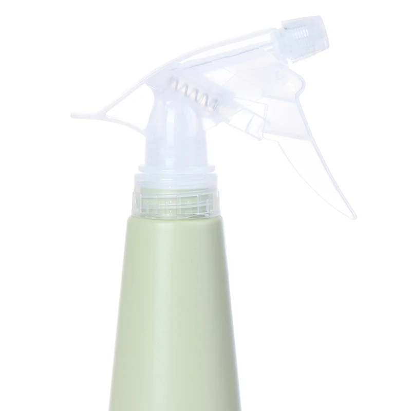 

Novelty Plant Flower Watering Pot Spray Bottle Garden Hairdressing Sprayer