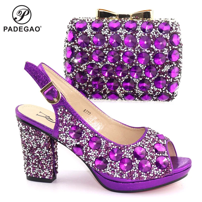 Африканские женские туфли и сумочка в стиле ретро Цвет фиолетовый Особый дизайн