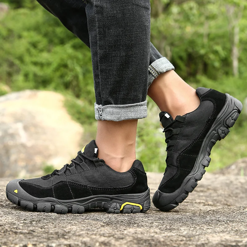 Men Hiking Shoes Waterproof Male Outdoor Climbing Shoes genuine leather Climbing Mountain Shoes Hiking Hunting Boots Sneakers