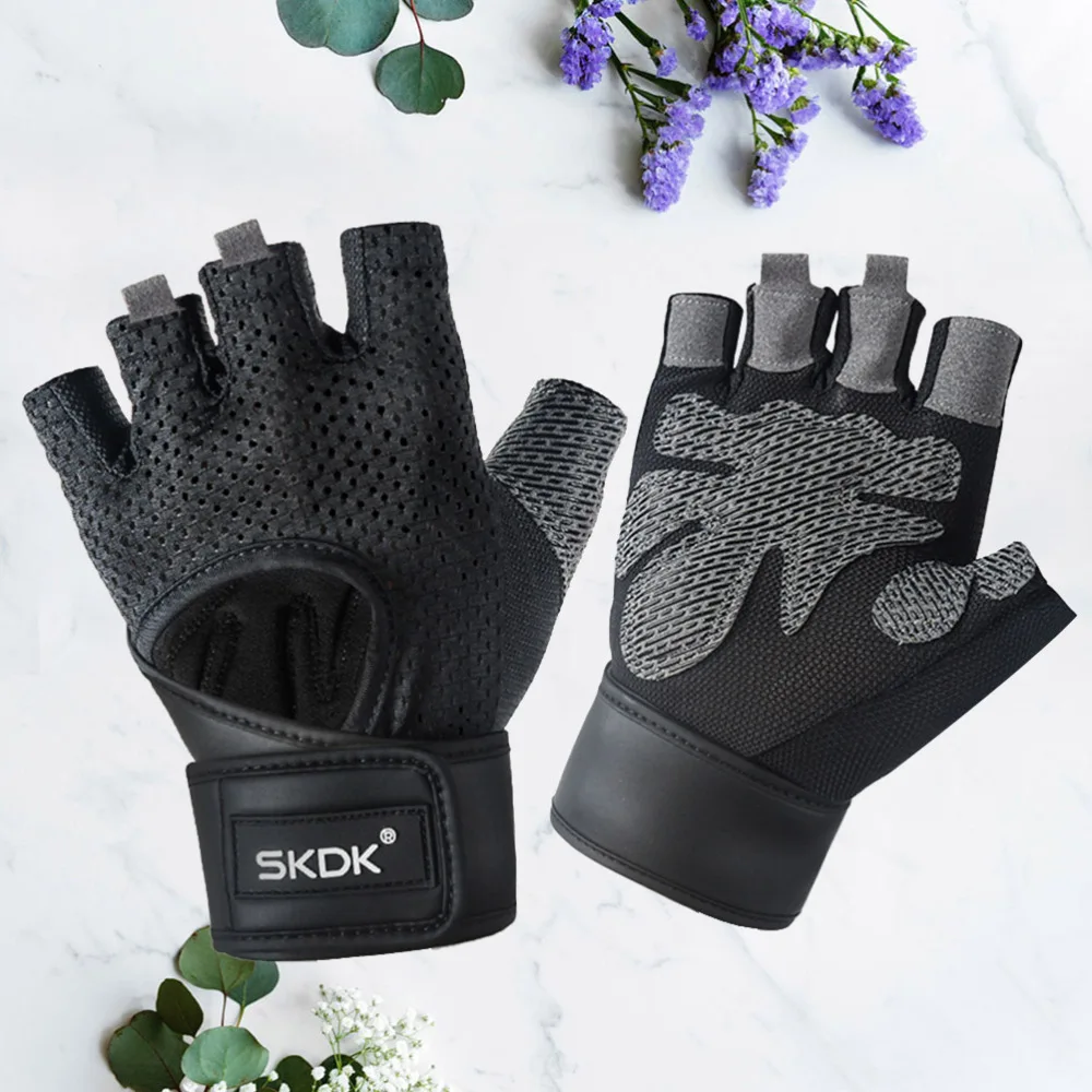 

1 Pair of Sports Half-finger Anti-slip for Fitness Exercise Weight Lifting - Size