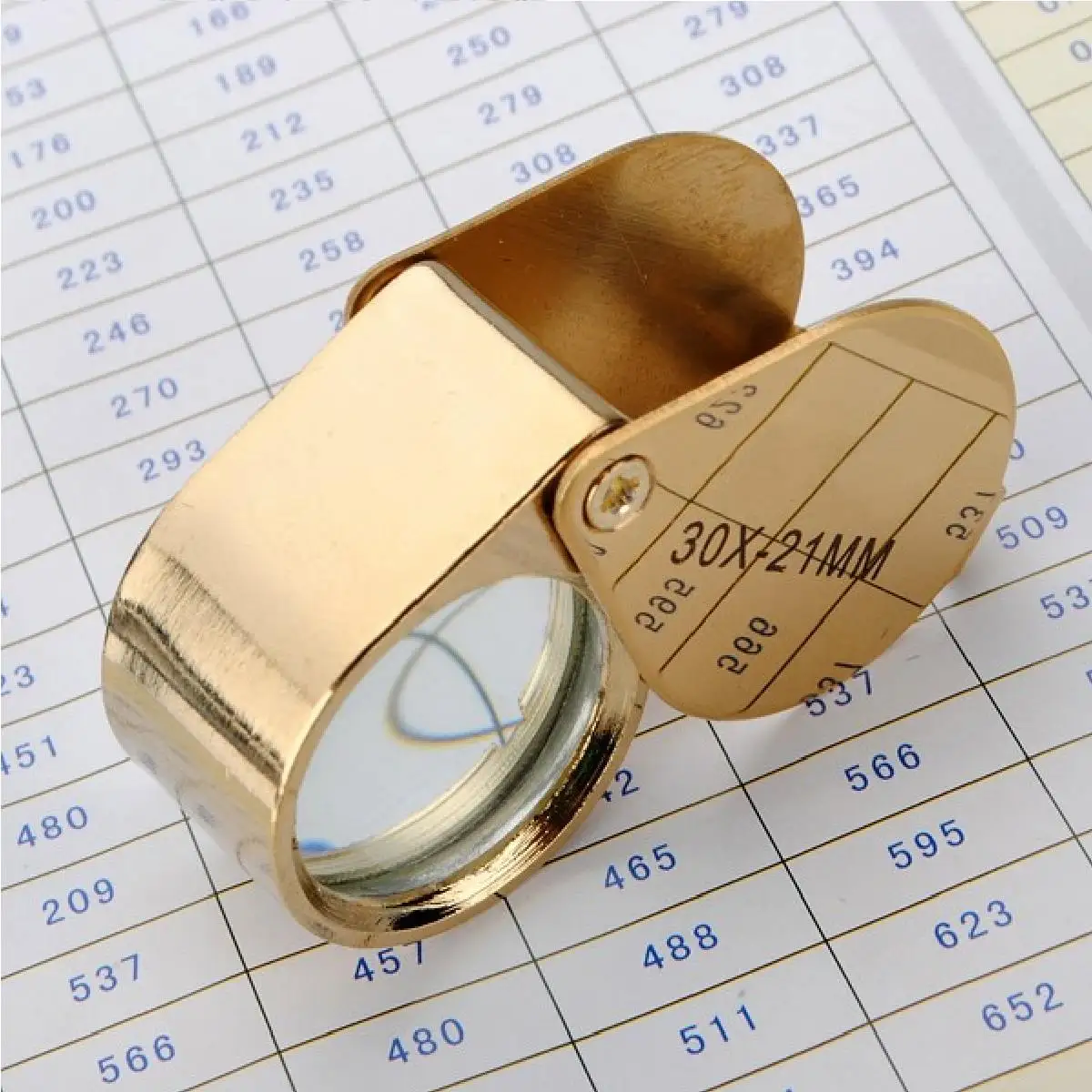 

Лупа 30x21 мм, складная, для ювелирных украшений