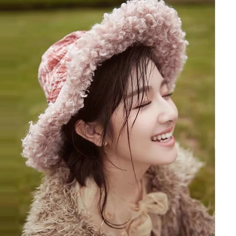 

Japanese design lamb hair fisherman hat female autumn and winter Korean version of the ins trend thick warm ear velvet basin cap