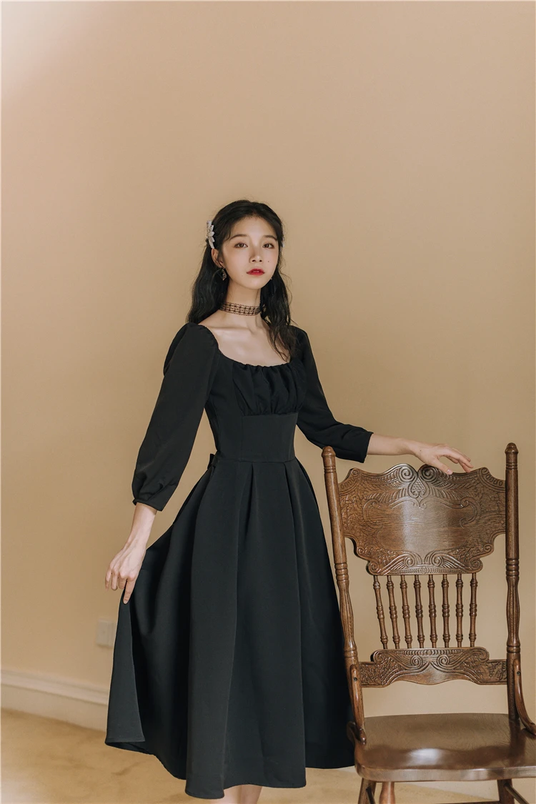SWEETXUE Vintage black dress Sexy Square Collar Puff Sleeve Black Pleated High Waist Comfort Elegant Club Fashion Women Dresses