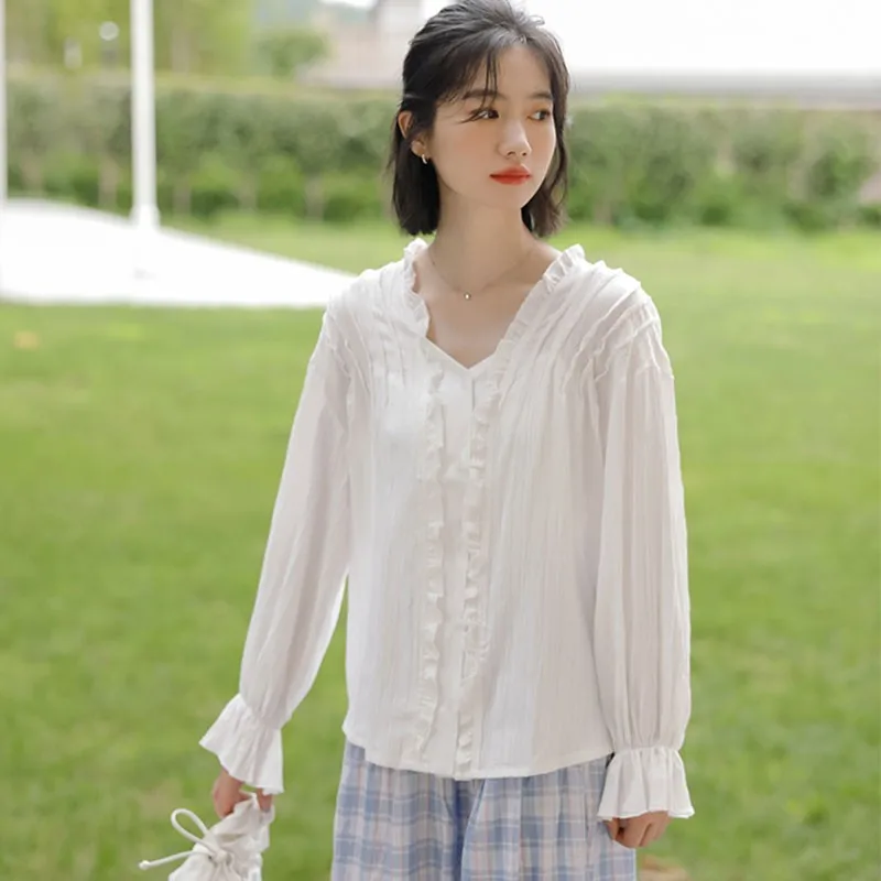 

Women Long Sleeve White Cotton Shirts New Arrival 2021 Spring Korean Simple Style V-neck Loose Ladies Elegant Tops Shirt W026