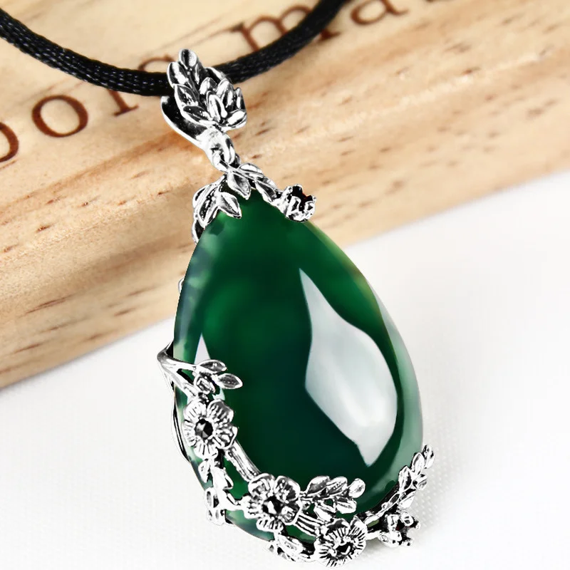 

High Quality 925 Sterling Silver Natural Stones Green Agate Rose Flowers Necklace Big Garnet Pendant with Leather Rope Bohemia