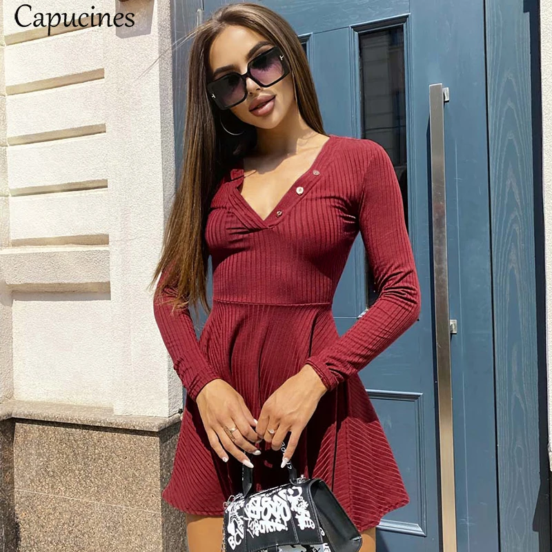 

Модное трикотажное платье Capucines в рубчик на пуговицах с V-образным вырезом, Осенние однотонные повседневные облегающие трапециевидные мини-...