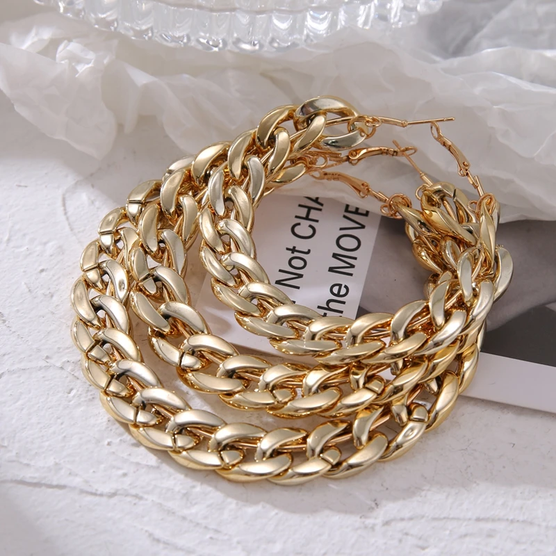 

ZOVOLI Crystal Oversize Big Chain Hoop Earrings For Women Geometric Circle Gold Silver Color Twisted Earring Jewelry Gift 2020