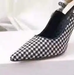 9.5cm Black plaid Туфли-лодочки на каблуке 9,5 см; стильные женские туфли-лодочки и сандалии с бантиком; модные женские туфли-лодочки на каблуке с острым носком, украшенные буквенным принтом, с открытой пяткой - Цвет: 9.5cm Black plaid