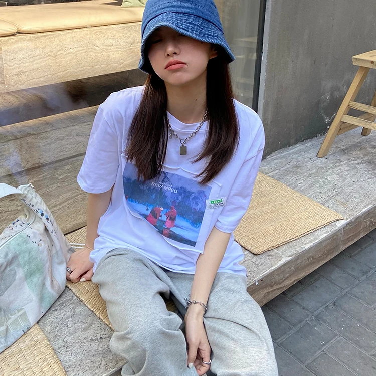 

2021 Summer Women T Shirt Stitching Large Print White Short Sleeve T-shirt